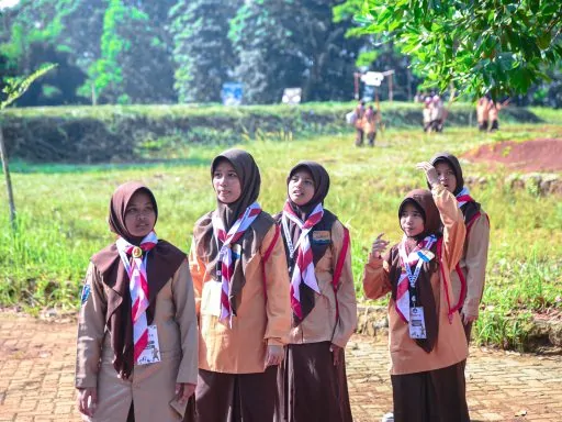 KESERUAN DI ALAM TERBUKA - PERKHUTSY KEMBALI HADIR