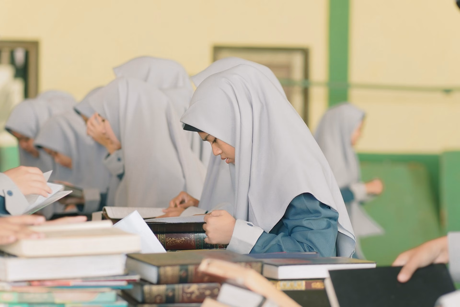 EDIT LR FATHUL KUTUB 07577 Scaled