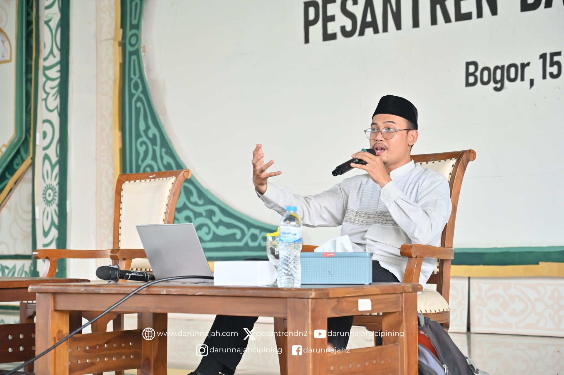 Bagaimana Karakter Santri Yang Intelek Di Pesantren?