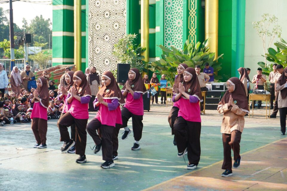 Demo Ekstrakurikuler SD Islam Darunnajah Jakarta