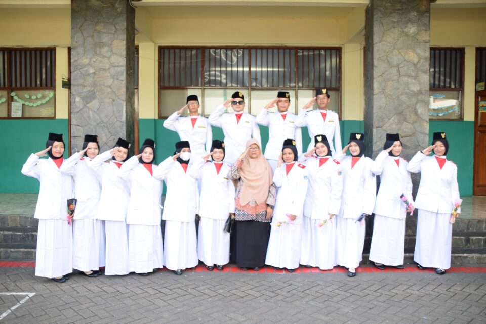 SD Islam Darunnajah Jakarta Memperingati Hari Guru Nasional