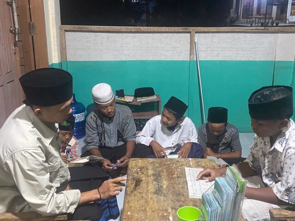 Cukup 1 Ayat Sehari, Ini Manfaatnya!