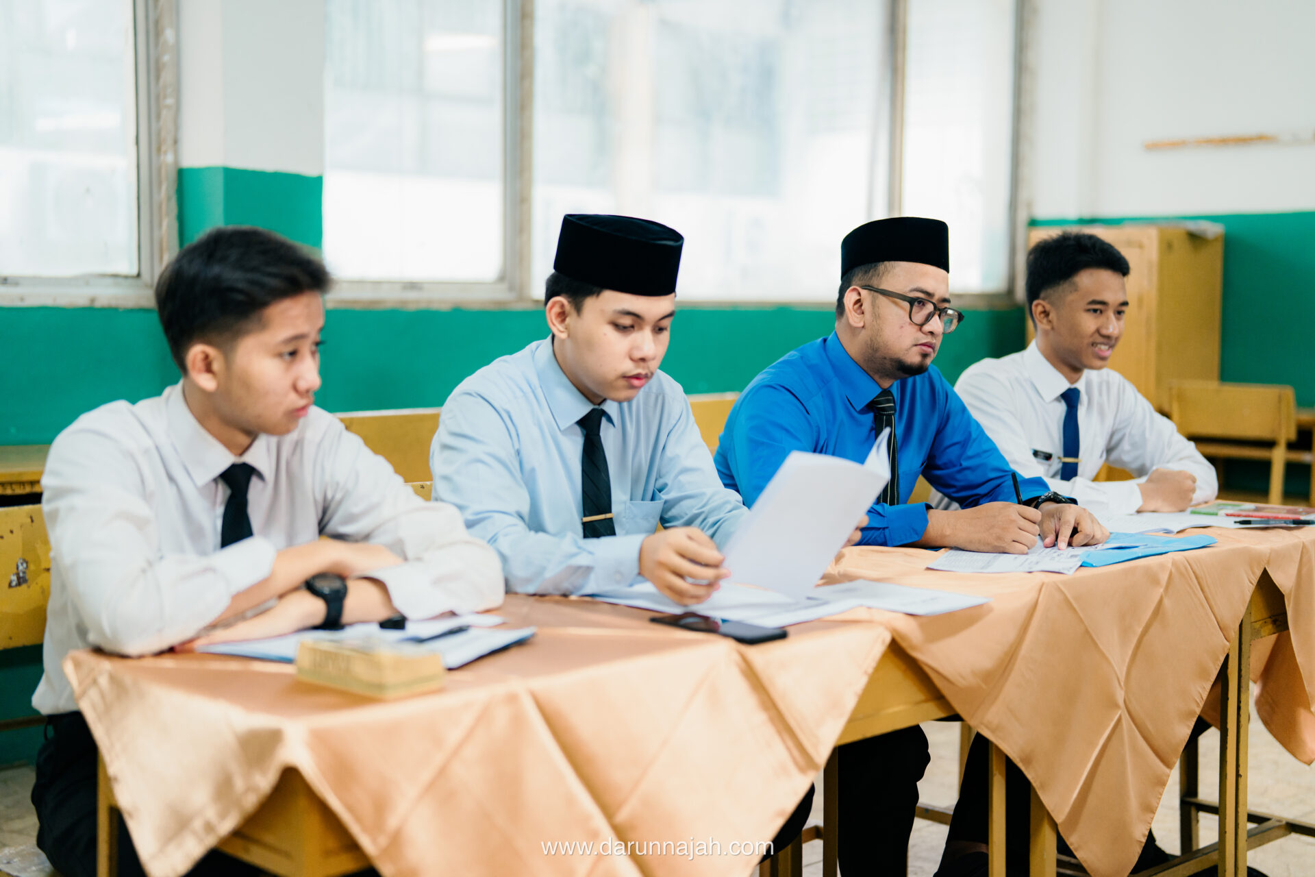 “Banyak Sekolah hanya Fokus dengan Nilai, Darunnajah Justru Fokus pada pendidkan Mental : Salah Satunya dengan Ujian Lisan”