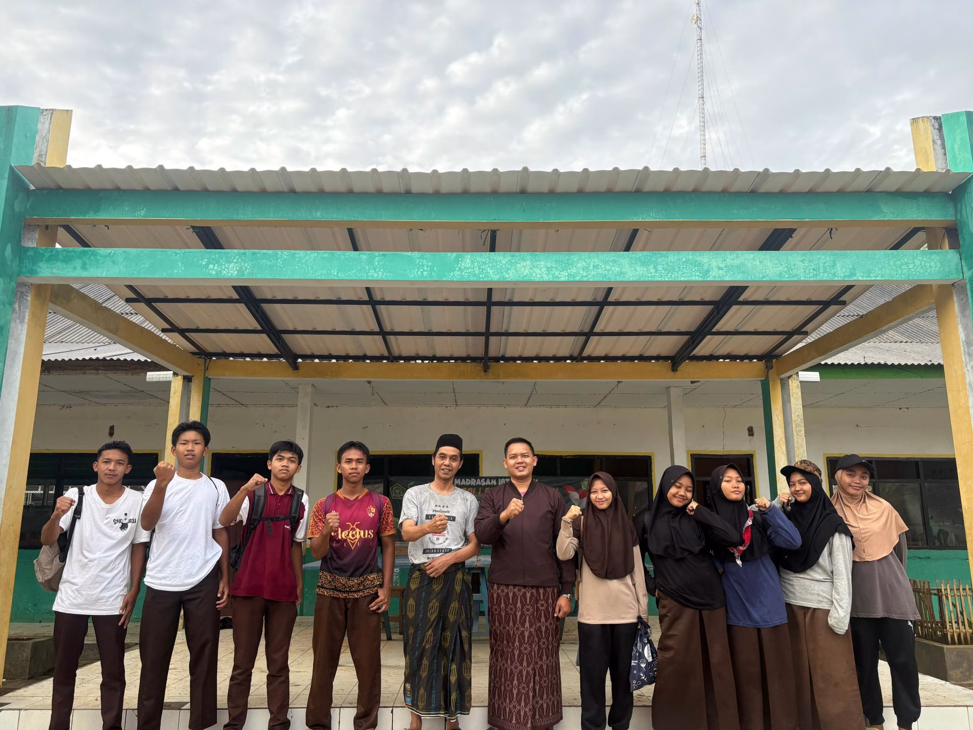 PELAKSANAAN PENGEMBARAAN OLEH KELAS 5 KE MI MALANGSARI ,CIKEUSIK – PANDEGLANG