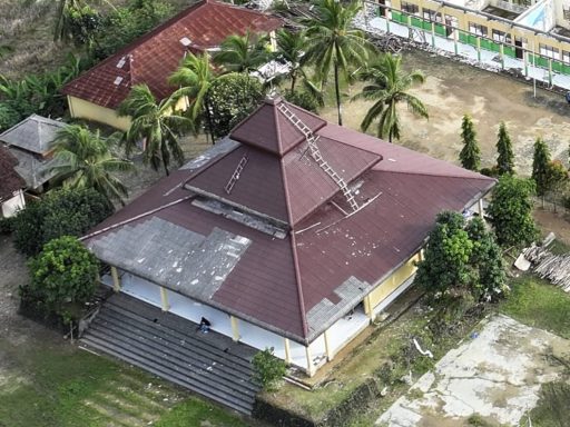 RENOVASI GEDUNG MASJID DARUNNAJAH 23 DAN UCAPAN TERIMA KASIH ATAS BANTUAN KETUA MPR RI BAPAK AHMAD MUZANI