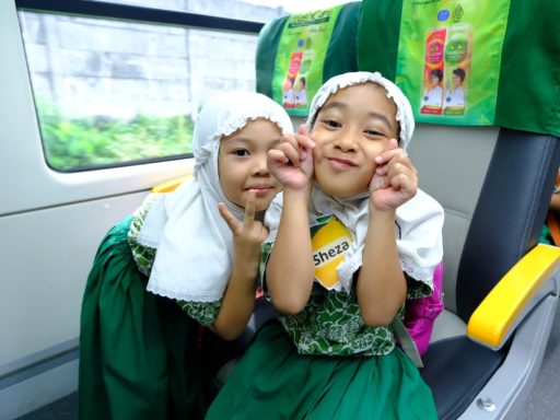PENGALAMAN LANGSUNG : ANAK TK NAIK KERETA API DI STASIUN