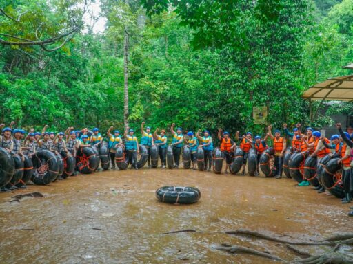 Serunya Outbound Santri Akhir Nurul Ilmi Darunnajah 14 di Wisata Alam Kampoeng 165 - Menguatkan Kebersamaan dan Semangat Juang