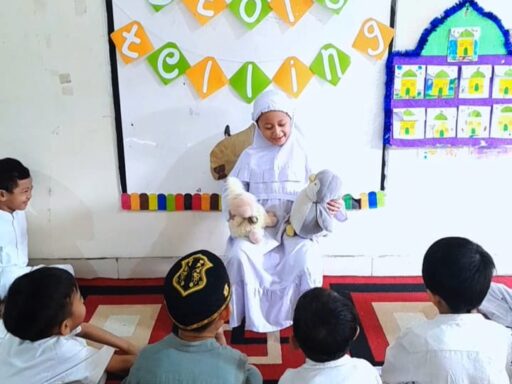 Meningkatkan Rasa Percaya Diri Anak dengan Program Bercerita atau Story Telling di TK Islam 5 Darunnajah
