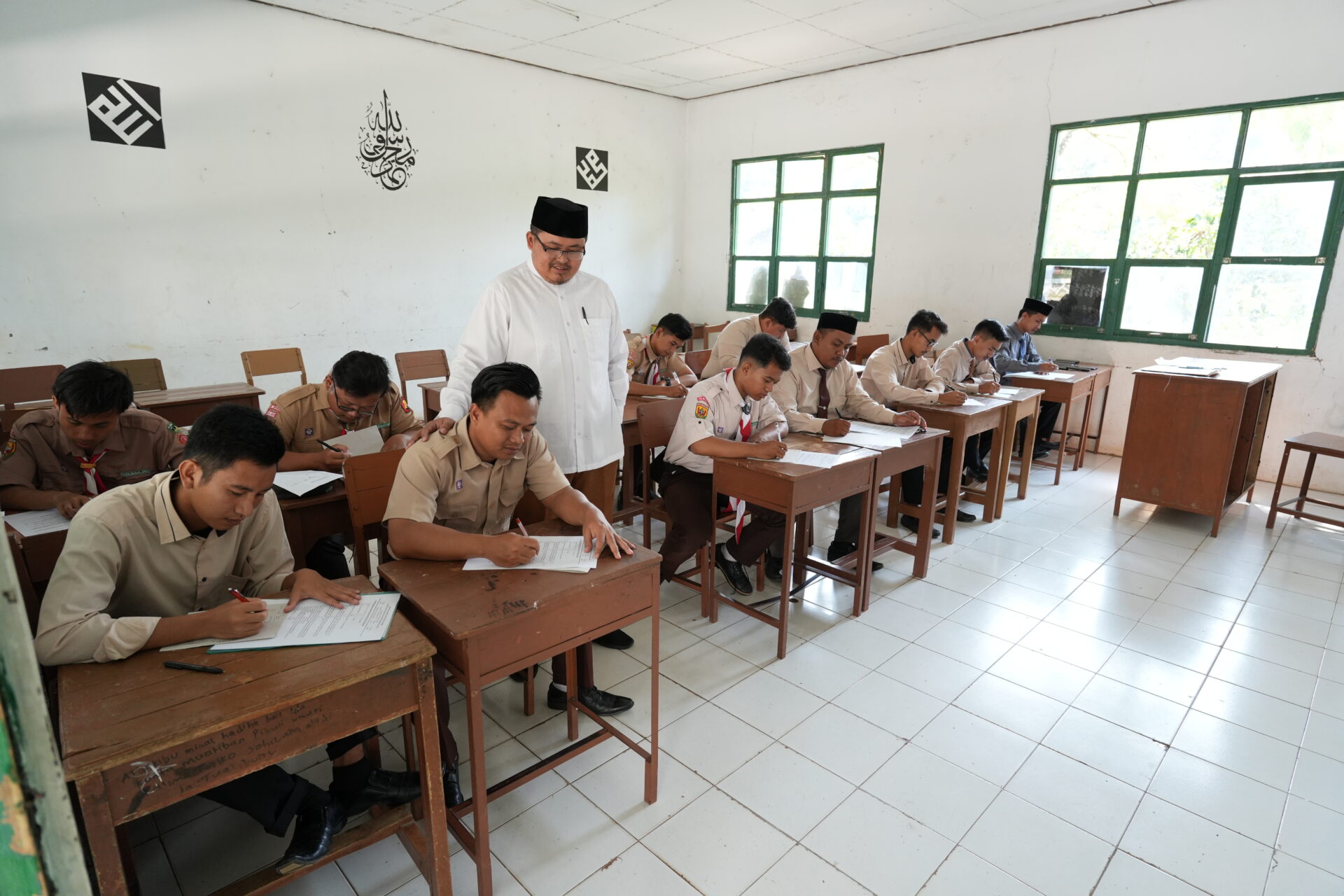 Ujian Guru Meneguhkan Komitmen Menuju Pendidik Bermutu