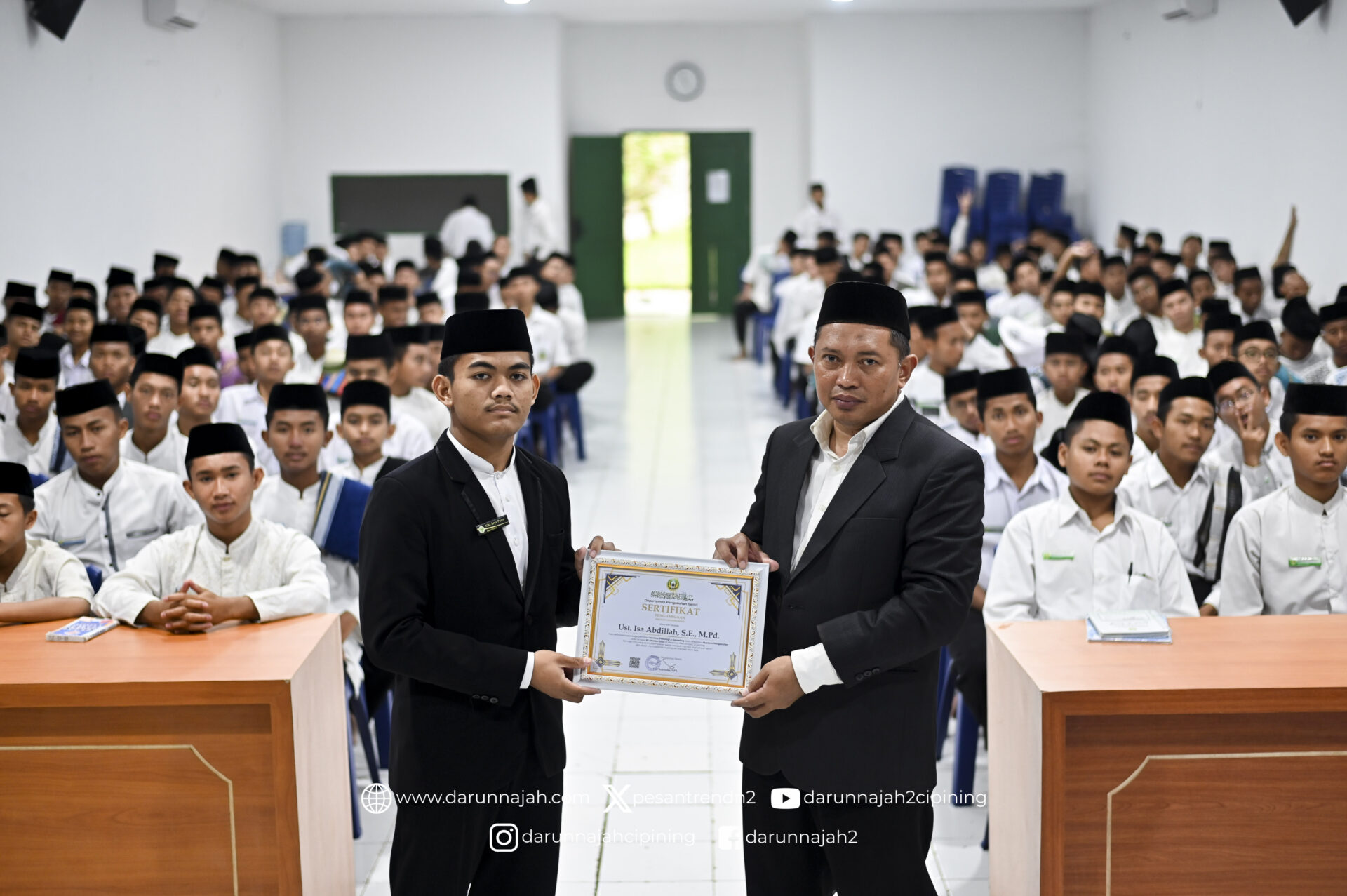 AKADEMI PENGASUHAN PUTRA 2025 “Melahirkan Santri Pemimpin: Dari Aula, Dari Ilmu, Untuk Peradaban”