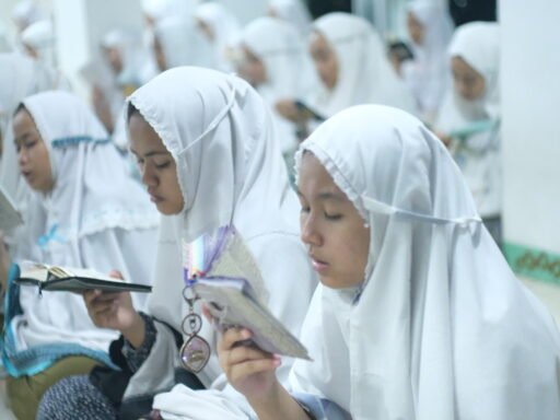 Euforia Pasca Ujian: Santriwati Menyambut Suasana Perpulangan