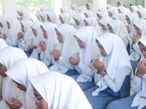 Euforia Pasca Ujian: Santriwati Menyambut Suasana Perpulangan