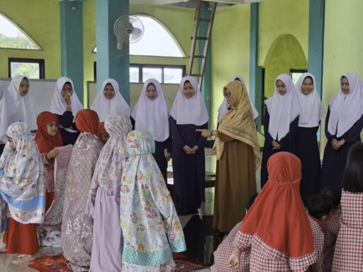 DAKWAH KREATIF ALA SANSEMARAK SAFARI DAKWAH SANTRI DARUNNAJAH