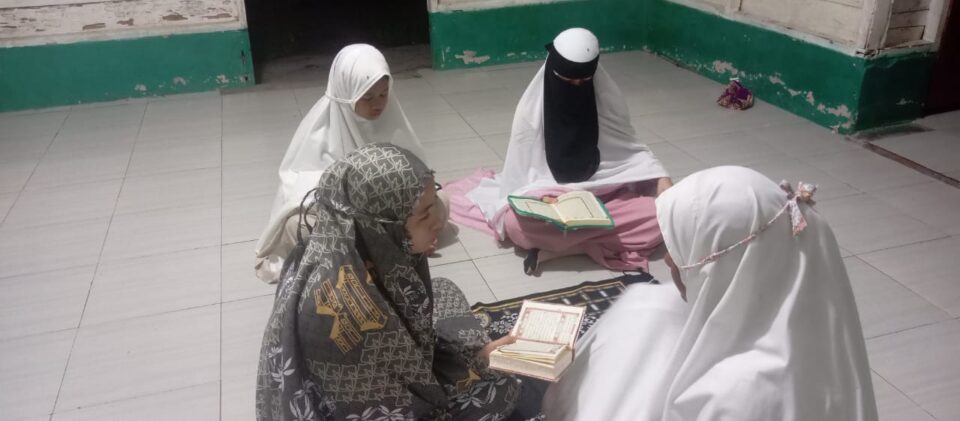 Khazanah Halaqoh Mengaji,  Tradisi Mulia Santri Al-Harokah Darunnajah 12 Dumai