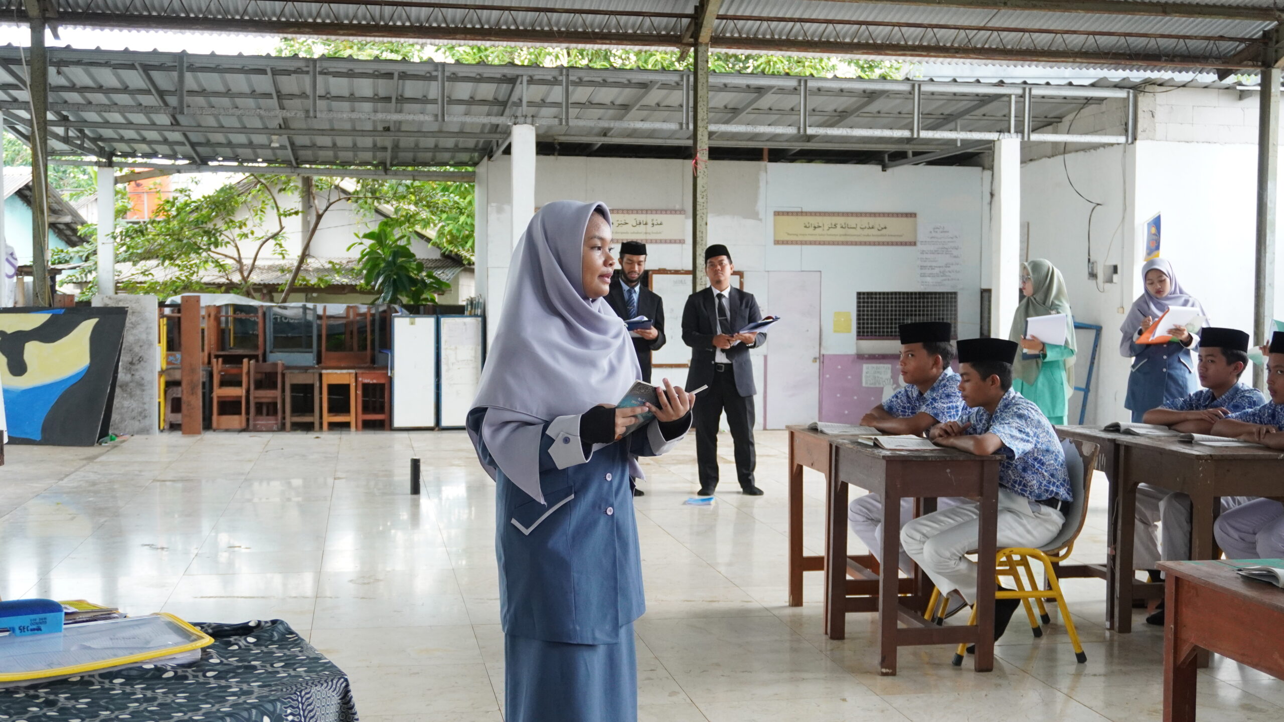 Amaliyah Tadris Perdana Santri Akhir TMI Kelas 6 Pesantren Tahfizh Al-Qur’an Rabiul Qulub Darunnajah 13