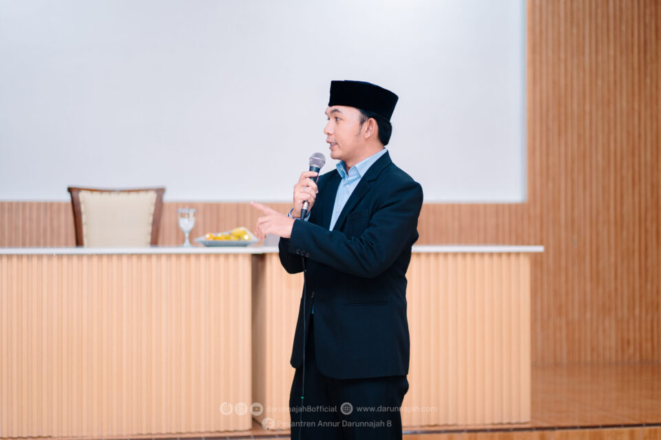 LDK Hari Pertama: Santri Kelas 5 TMI Dibekali Jiwa Kepemimpinan Sejati