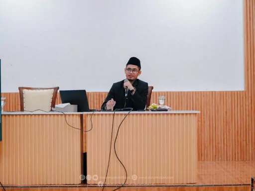Bekal Kepemimpinan untuk Menyongsong Pergantian Organisasi Santri