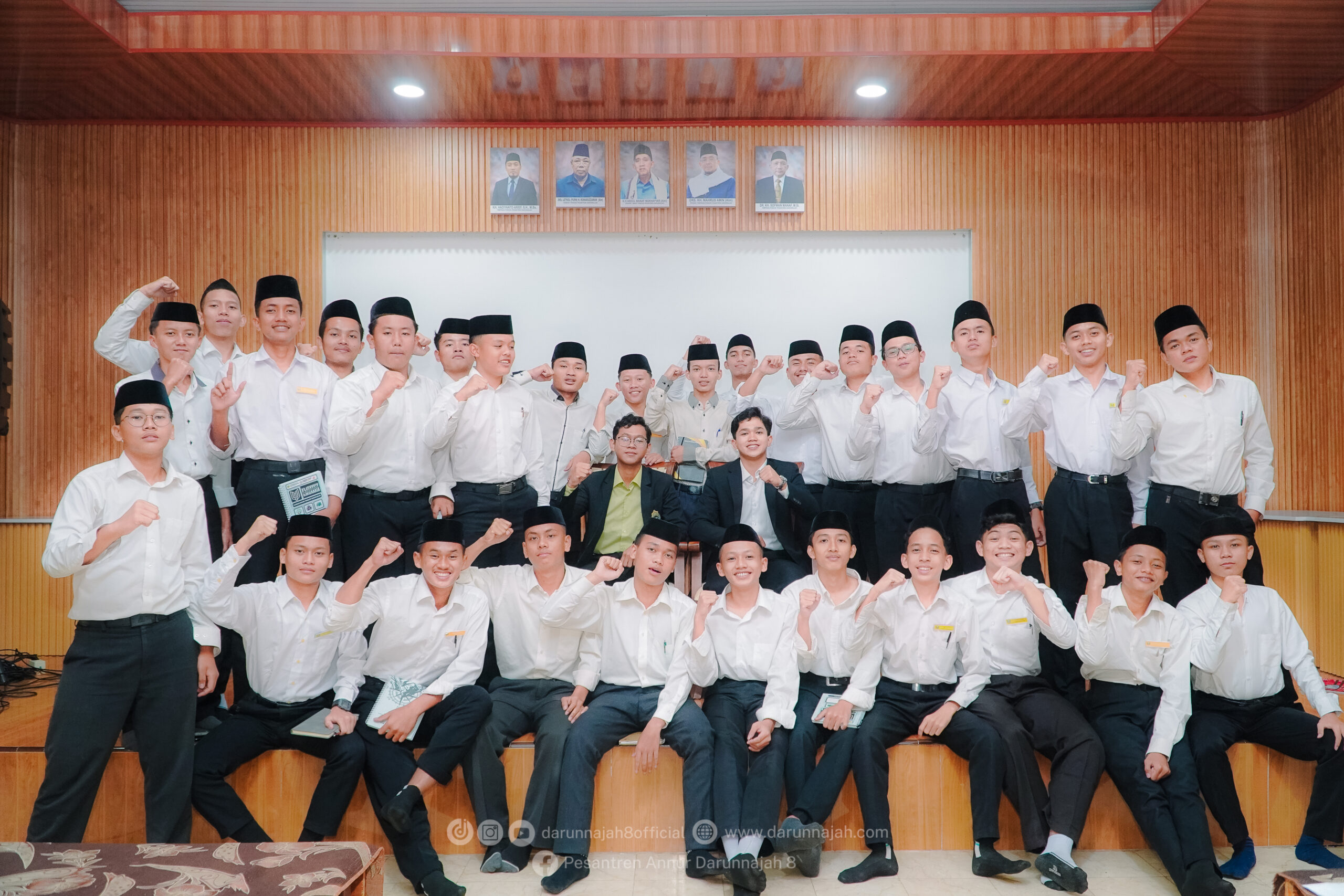 Penutupan LDK: Penguatan Arah Organisasi melalui Mind Mapping,Public speaking dan Etika Kepemimpinan