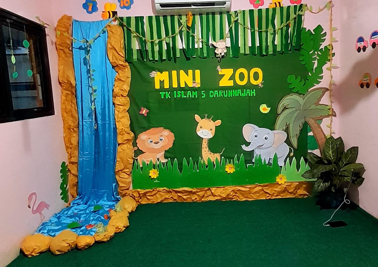 Keseruan Mini Zoo di TK Islam 5 Darunnajah: Belajar Kasih Sayang Melalui Hewan Peliharaan