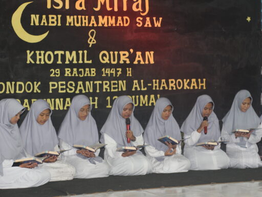 Isra Mi’raj dan Khatmil Qur’an Menguatkan Spirit Santri Al-Harokah Darunnajah 12 Dumai