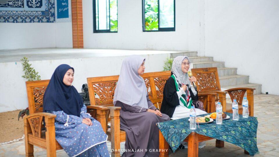 Isra’ Mi’raj di Darunnajah 9: Mengingat Perjalanan Nabi, Menguatkan Spirit Ibadah Santriwati