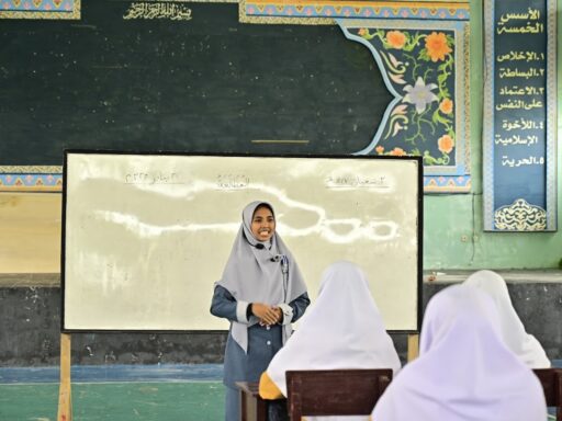 Amaliyah Tadris Perdana Jadi Tolak Ukur Kompetensi Mengajar Santriwati Akhir TMI 