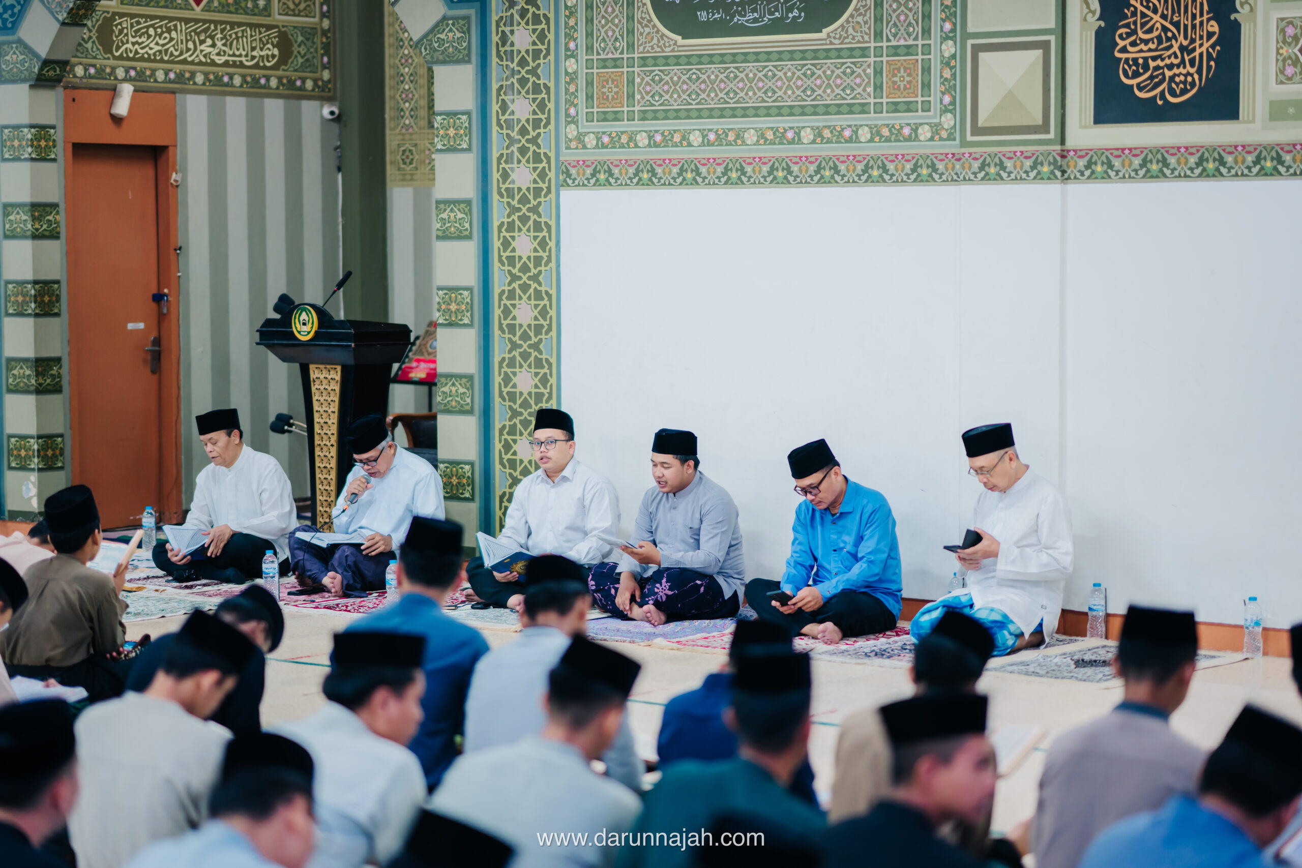 Dzikir, Kunci Ketenangan Pikiran dalam Perspektif Sains dan Islam