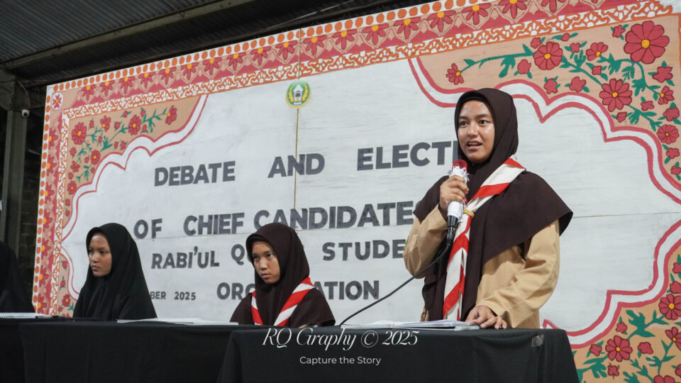 Debat Kandidat Ketua OSDR dan Koordinator Darunnajah 13