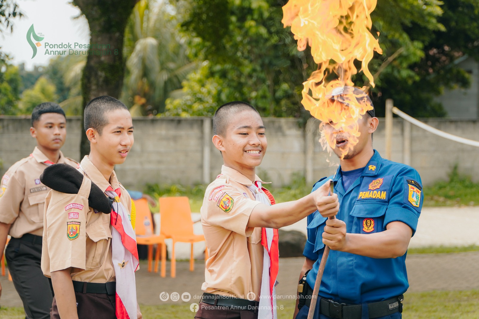 Santri Siaga: Ponpes Annur Darunnajah 8 Taklukkan 'Si Jago Merah'