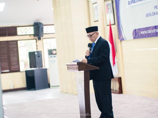 Lepas 183 Santri Kelas Akhir TMI Darunnajah, Ini Pesan Pimpinan Pondok Pesantren Darunnajah