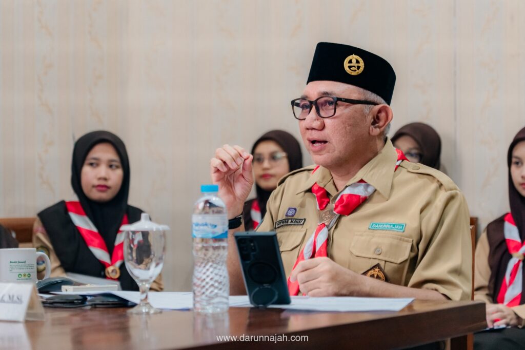 Pimpinan Pondok Pesantren Darunnajah Paparkan Model Pendidikan dan Kepramukaan di Forum Pramuka Wreda Arab