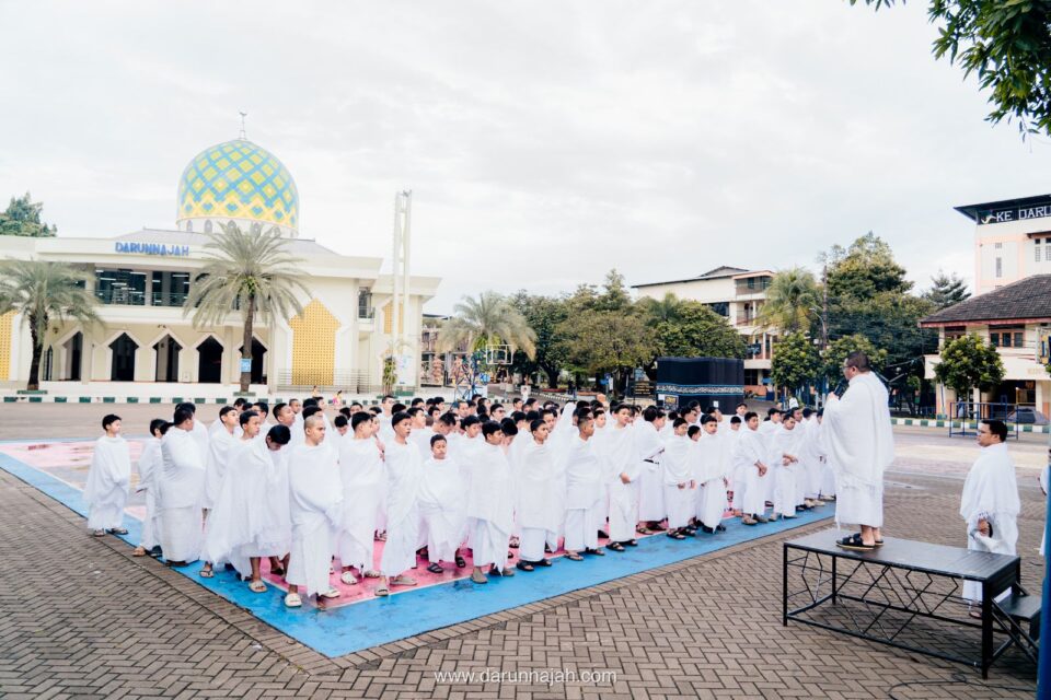 Santri Darunnajah Ikuti Praktik Manasik haji untuk Penguatan Pembelajaran Fiqih
