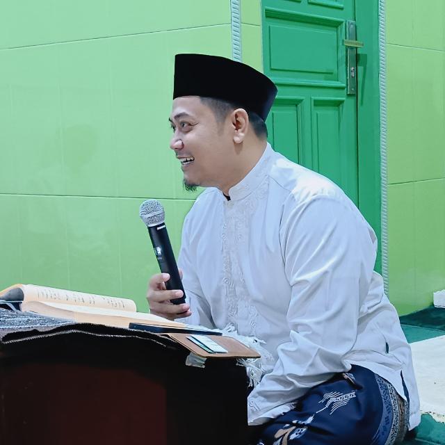 Filsafat Islam dan Tradisi Keilmuan Islam: Membangun Paradigma, Menghidupkan Kesadaran