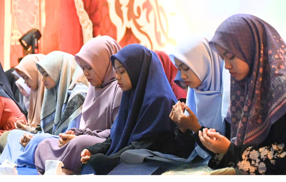 Menumbuhkan Cinta Rasul: Santriwati Selenggarakan Peringatan Isra’ Mi’raj Nabi Muhammad SAW