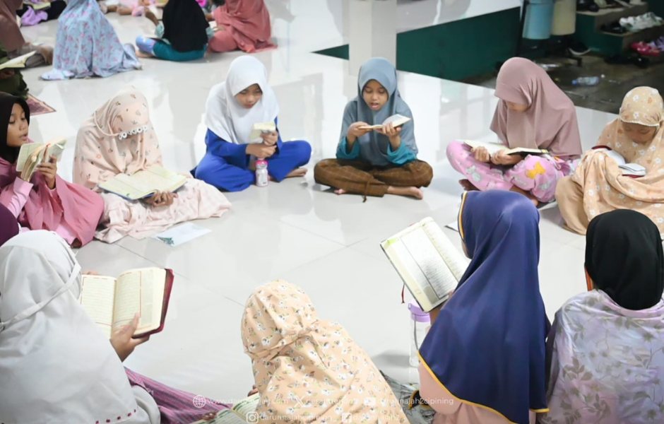 Siswa/i MI Semangat Ikuti Tiga Hari Pesantren Kilat