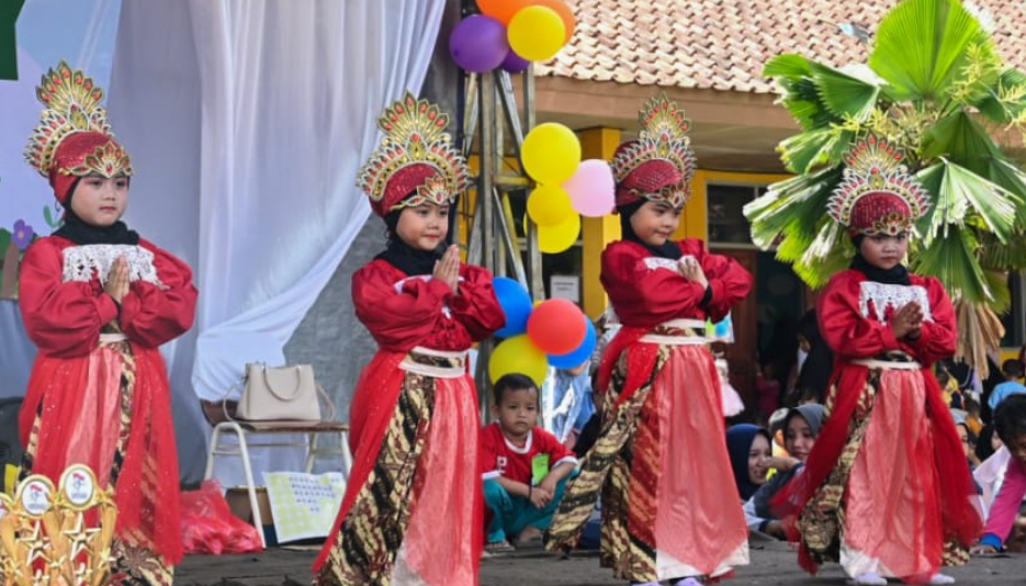 Siswa Kelompok Bermain (KB) Raih Tiga Juara di Gebyar PAUD Se-Kecamatan