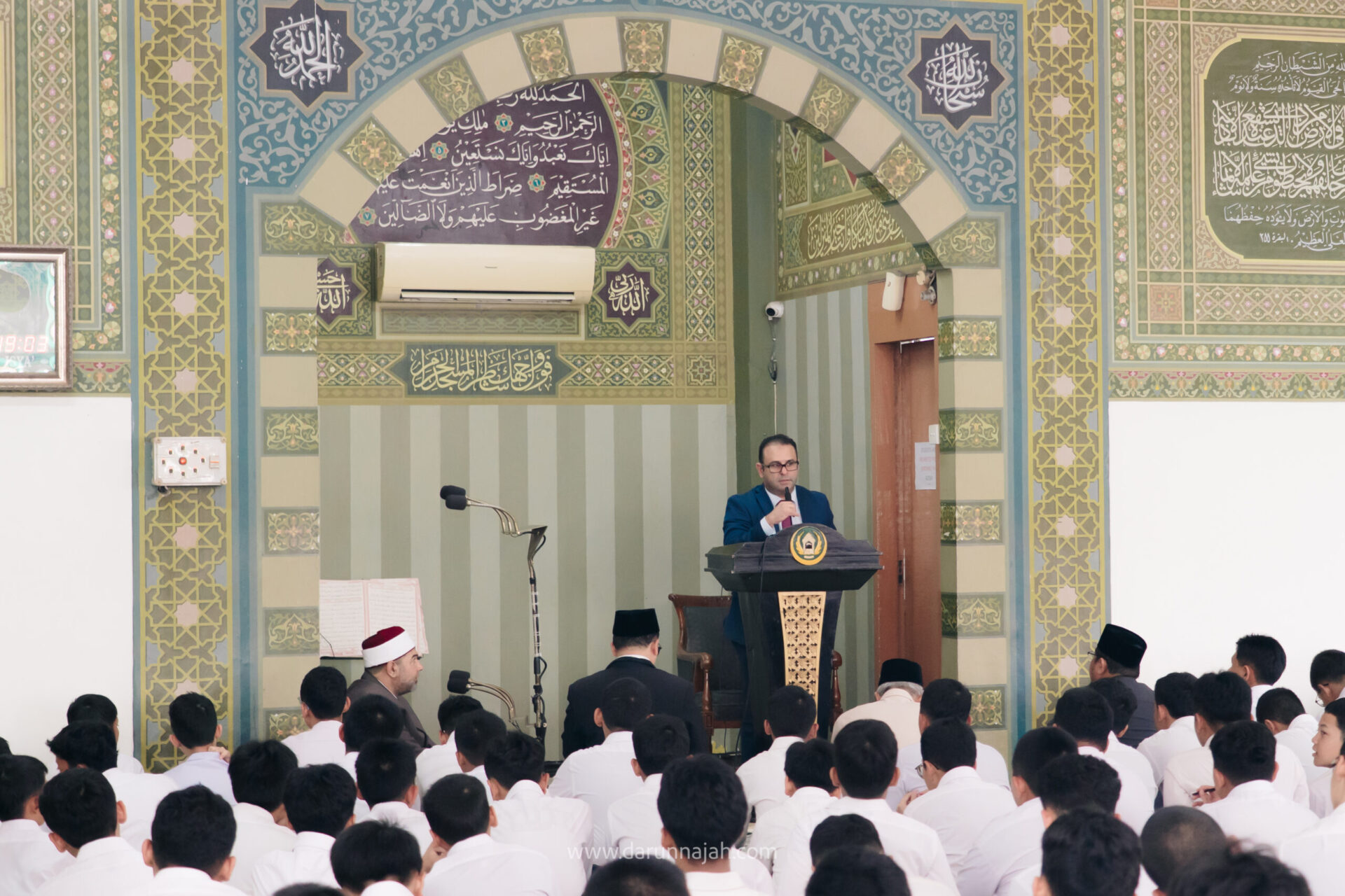 Kuliah Umum Dr. Amr Ahmad Mukhtar, Wakil Duta Besar Republik Arab Mesir untuk Republik Indonesia di Masjid Jami' Darunnajah
