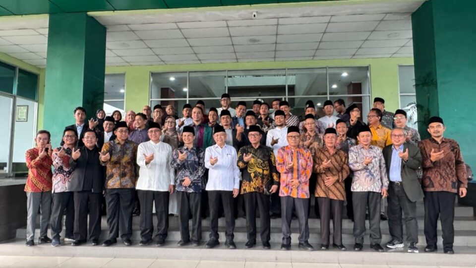 Pimpinan Pesantren Darunnajah Saksikan MoU Strategis di UHAMKA