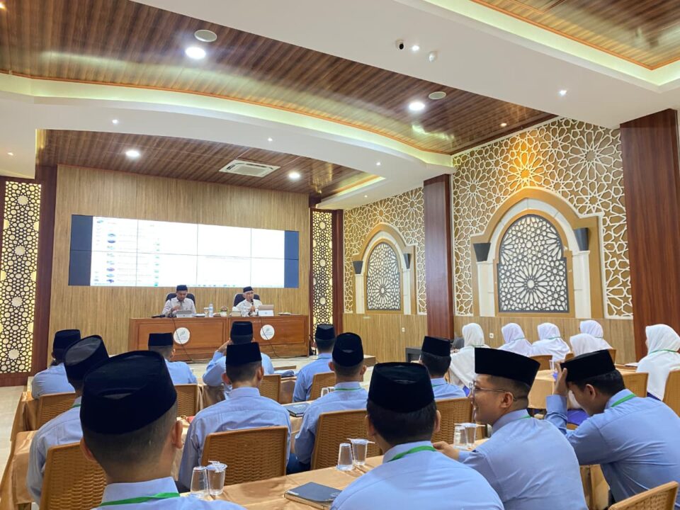 Darunnajah Adakan Pembukaan Pembekalan Guru Baru Gontor di Aula Ibnu Rusy