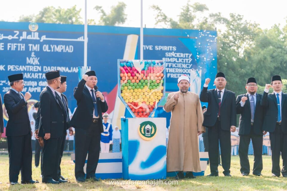 Diikuti 635 Santri, Olimpiade TMI & MFK Ke-5 Darunnajah Resmi Dibuka