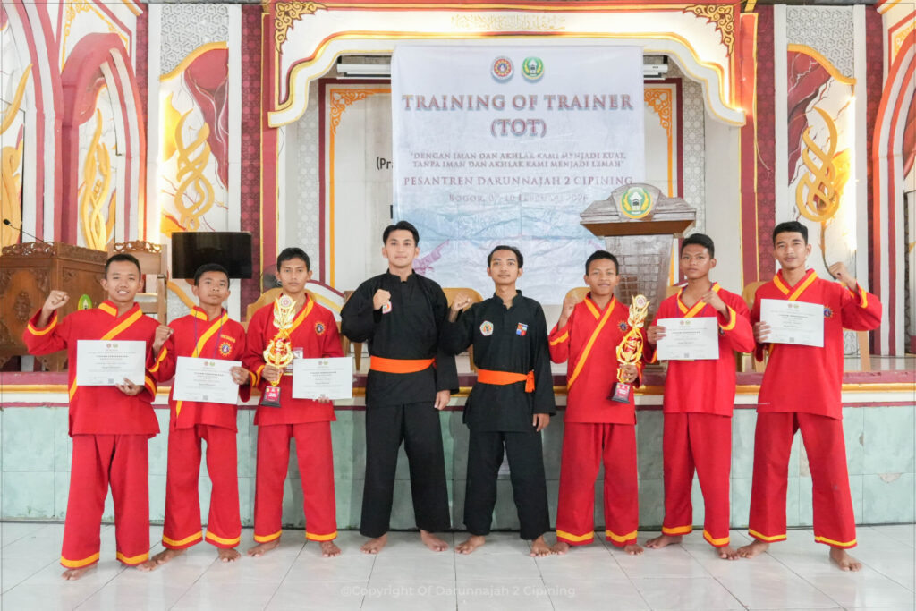 Menempa Kedisiplinan dan Kekuatan dalam Training of Trainer Tapak Suci