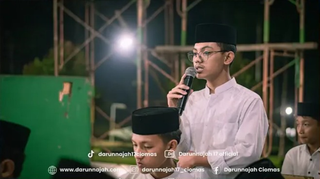 Sesi tanya jawab santri dengan narasumber