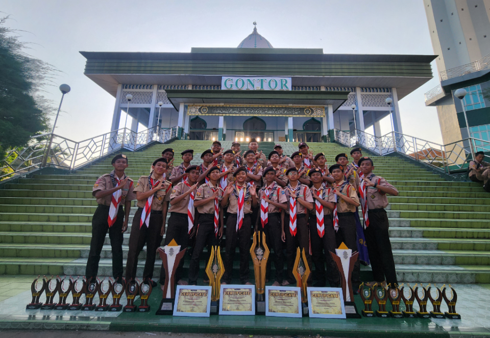 Darunnajah 2 Cipining Juara Umum LP3 100 Tahun Gontor