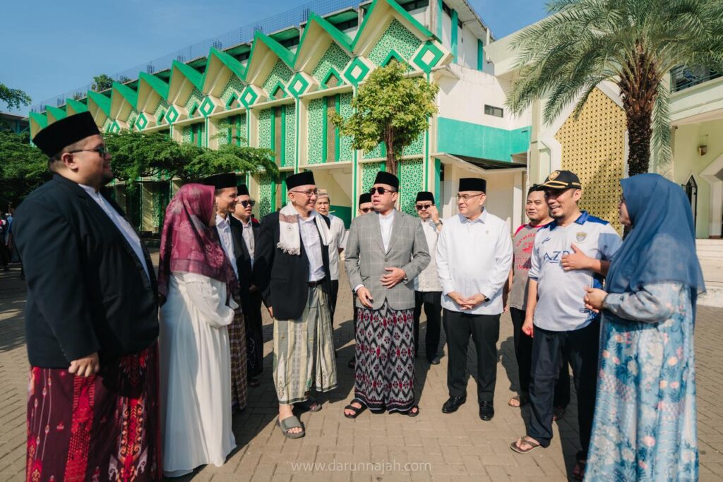 Menteri Agraria dan Tata Ruang/Badan Pertanahan Nasional (ATR/BPN) Republik Indonesia, Nusron Wahid, melakukan kunjungan sila