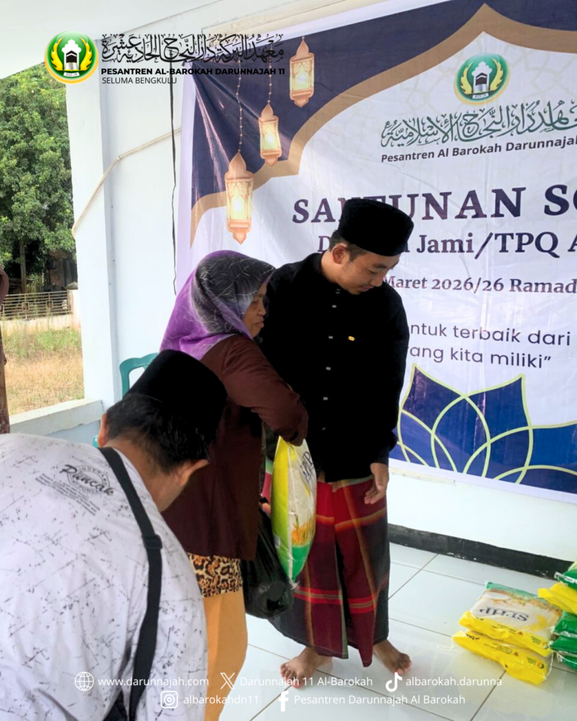 Pesantren Al-Barokah Darunnajah 11 Salurkan Bantuan Sembako untuk 50 Warga Kurang Mampu
