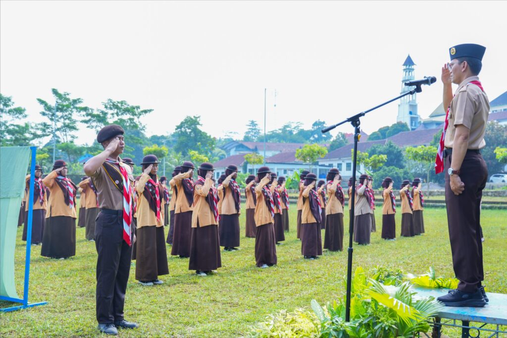 223 Santri Tempa Diri di Tapakan Pramuka Garuda