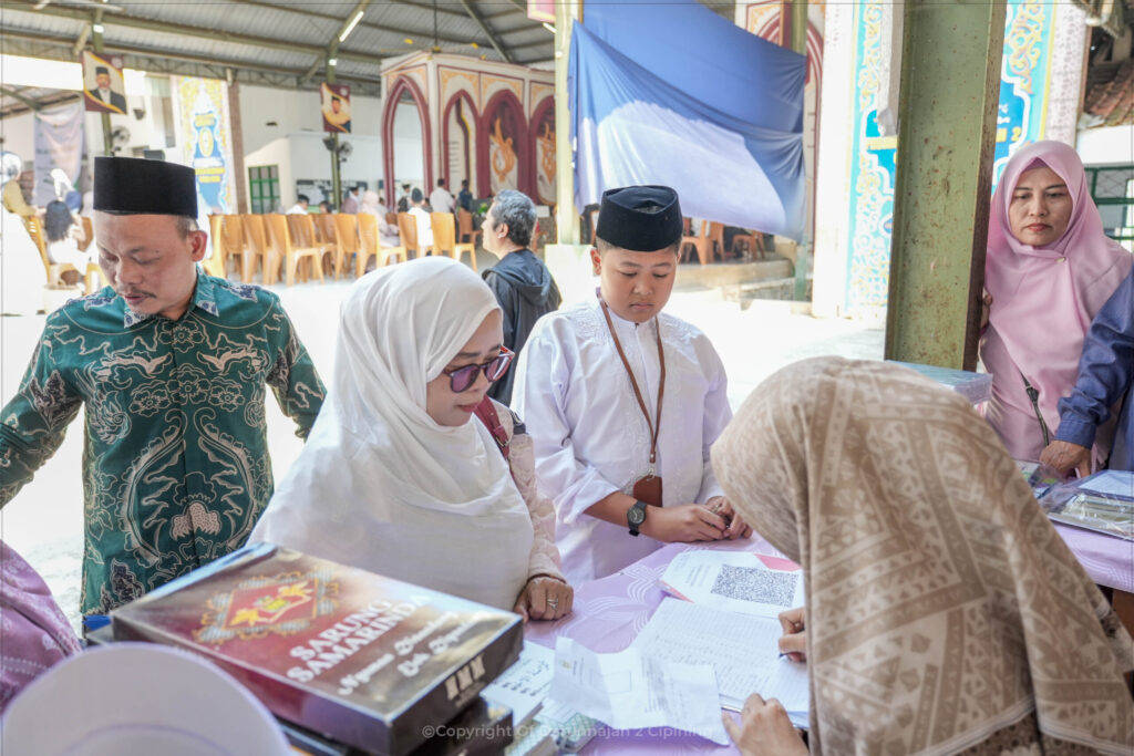 Dari Pelukan Orang Tua Menuju Gerbang Ilmu, Langkah Awal Santri Baru di Darunnajah 2 Cipining