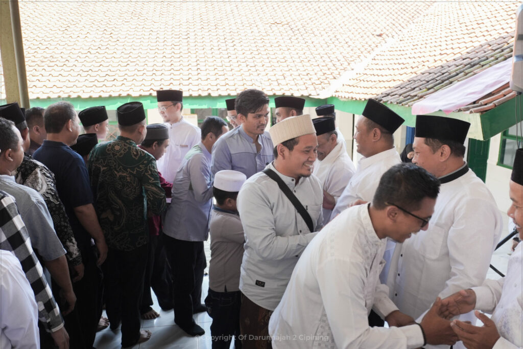 Dari Pelukan Orang Tua Menuju Gerbang Ilmu, Langkah Awal Santri Baru di Darunnajah 2 Cipining