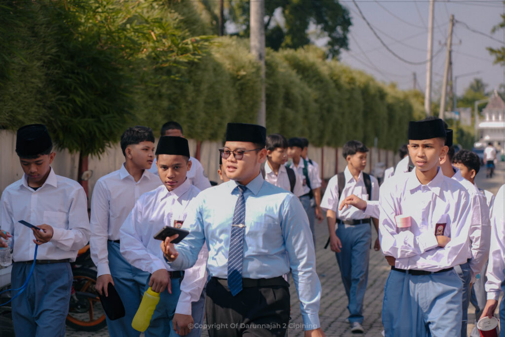 Tak Kenal Maka Taaruf: Merajut Kedekatan Santri Baru dengan Lingkungan Belajarnya