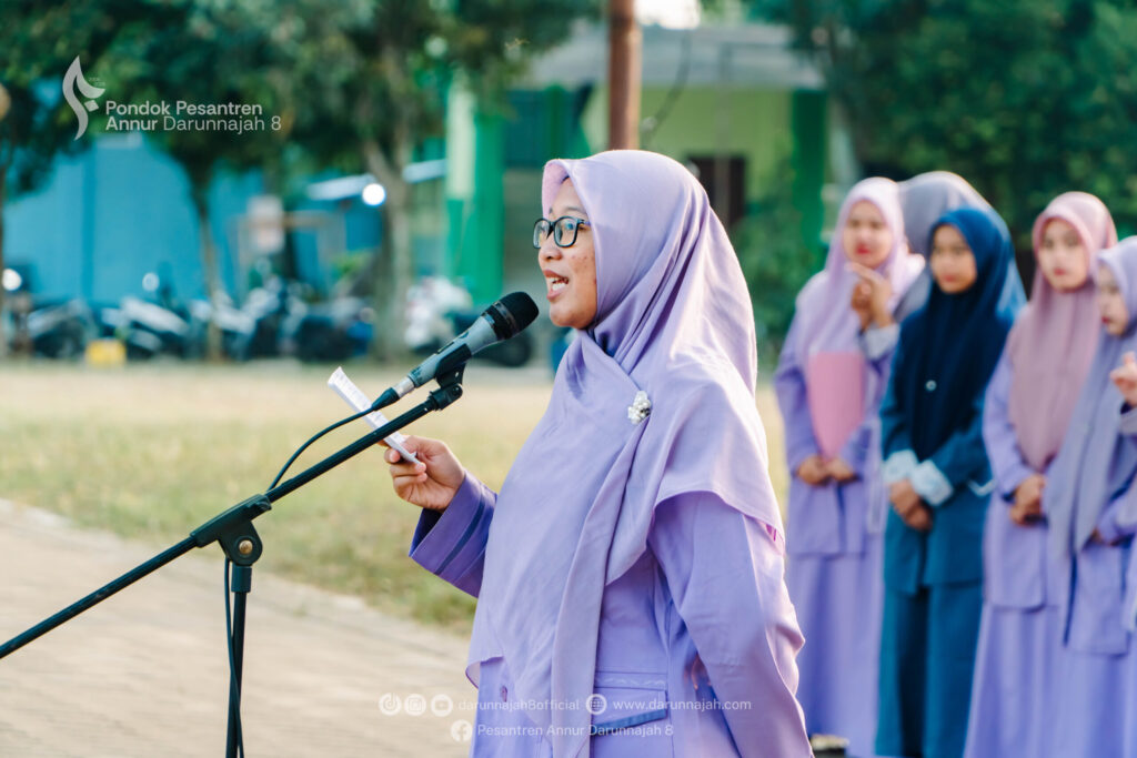 Darunnajah 8 Kembali Gelar Upacara Tekankan Itqan dan Keikhlasan